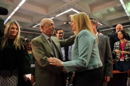 Ραντεβού Σημίτη με Γεννηματά και Θεοδωράκη